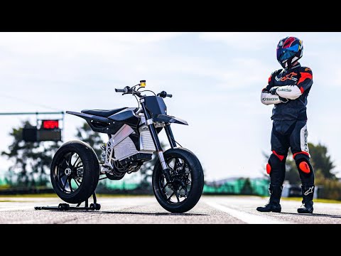 200km/h Liion Electric SuperMoto!