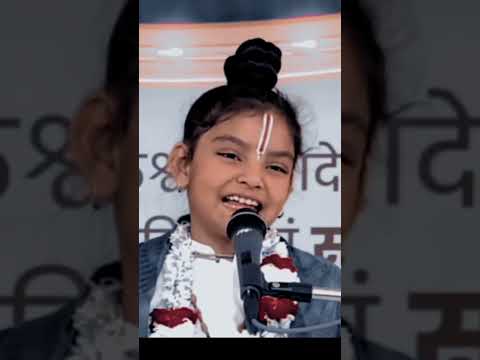 मैया तोहके पूत ज्यादा प्यारो लागे यह दूध ज्यादा प्यारो लागे 🦚 #vrindavan #krishna #bhakti #bhajan