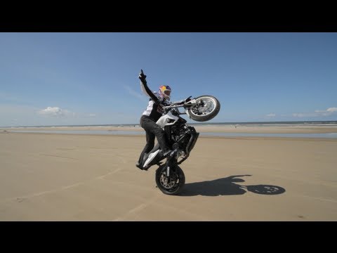 Sport Bike stunt riding on sand - Chris Pfeiffer 2012 - UCblfuW_4rakIf2h6aqANefA