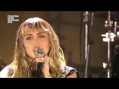 Miley Cyrus Unholy Live Primavera Sound