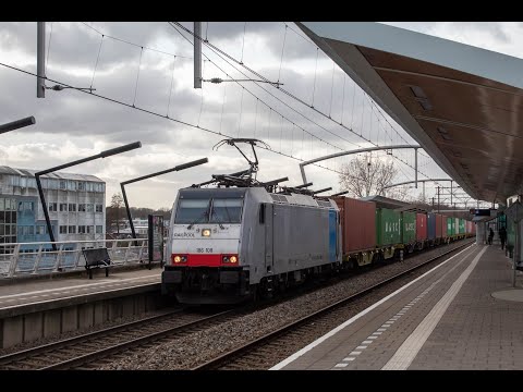RTB Cargo 186 108 met containertrein in Zwijndrecht