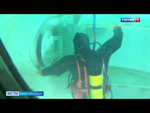 Экстренный выход из субмарины подводники отрабатывают до полного автоматизма