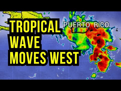 Tropical Wave moves into Puerto Rico...