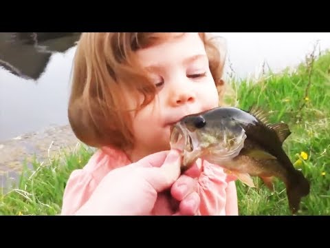Funny kids reactions to fish and fishing fails!