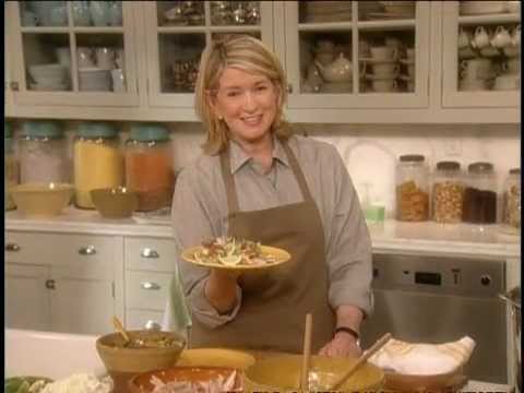 How to Make Quick and Healthy Chicken Tacos ⎢Martha Stewart - UC6JBm9OAkpI6NUBV_NsLxTA