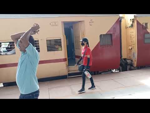 rani kamlapati railway station भारत का पहला प्राइवेट रेलवे स्टेशन। #ranikamlapati