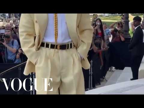 Bad Bunny Arrives at the Schiaparelli Show