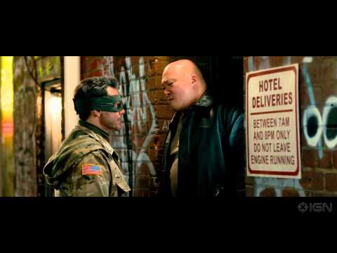 Kick-Ass 2: Red Band  "Look Inside" Featurette - UCKy1dAqELo0zrOtPkf0eTMw