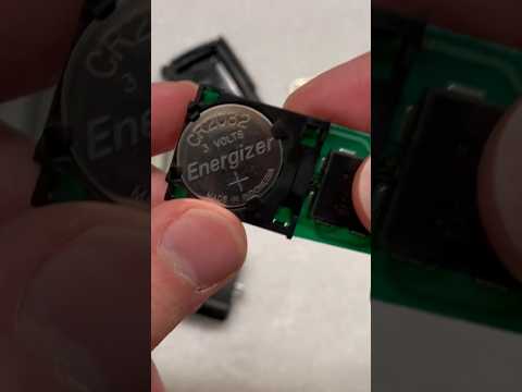 Cosa fare se abbiamo cambiato la batteria del telecomando e questo non funziona lo stesso