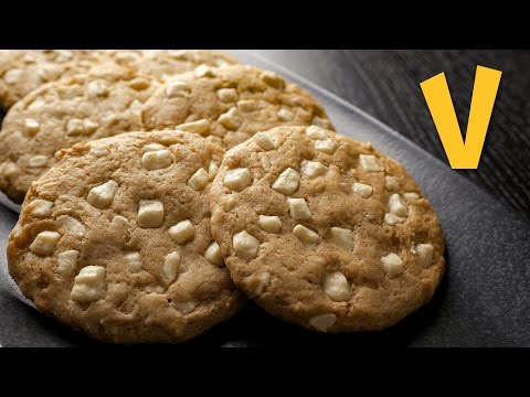 White Chocolate Chip Cookies | Vegan Recipe