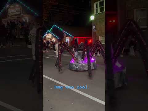 👀 AWESOME car 🚘 👀 fypシ #trending #cute #cool #spider #car #shorts #love