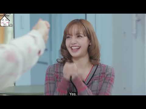 StoryBoard 3 de la vidéo LISA, LA MEMBRE MAL AIMÉE DE BLACKPINK  OSCARS, ALBUM ALTER EGO, LIGHTSTICK, SASAENGS #lisa #kpop