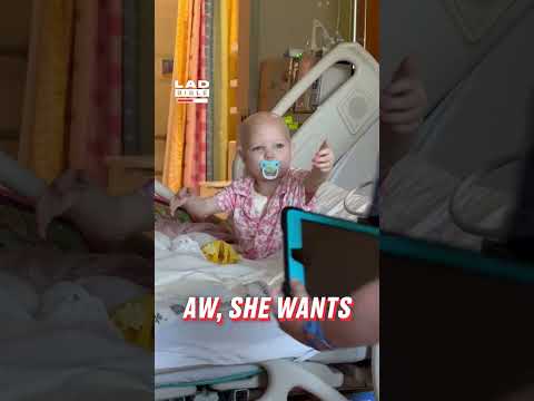 Siblings reunited after 10 days in hospital ❤️ (🎥: ViralHog)