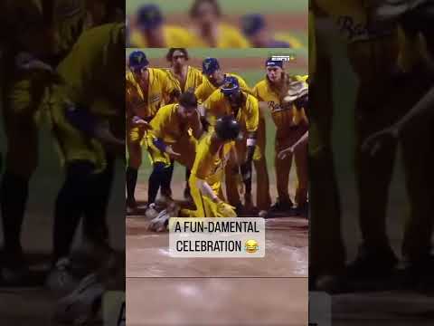 He faked a pulled hamstring before the epic celebration 🕺
