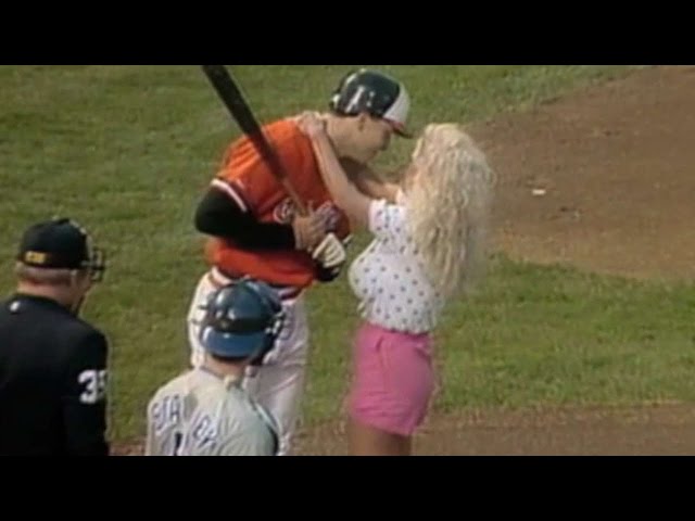 The Kissing Bandit: A Baseball Romance