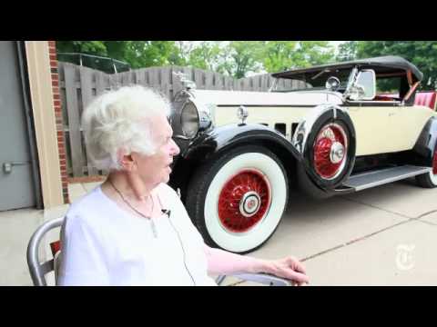 Margaret Dunning ma 101 lat i energię, jakiej mógłby jej pozazdrościć niejeden dwudziestoletni kierowca! Samochód, którym obecnie jeździ, to Packard 740 roadster. Przy swojej właścicielce jest młodzikiem - ma "zaledwie"... 81 lat!