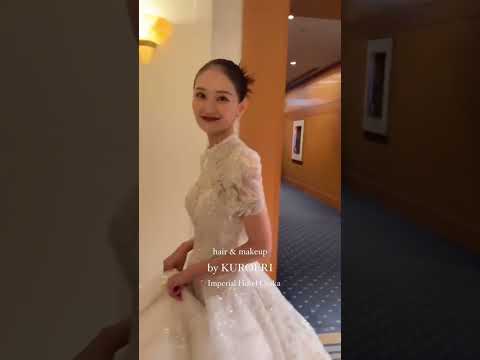 会場に向かう花嫁様が美しすぎる🪞#一度きりの人生一度は魔法にかけられて #プラコレ #dressy花嫁 #ウェディングドレス #入場シーン