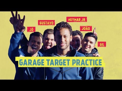 GARAGE TARGET PRACTICE: Neymar Jr, a ball and a Lamborghini. - UCblfuW_4rakIf2h6aqANefA