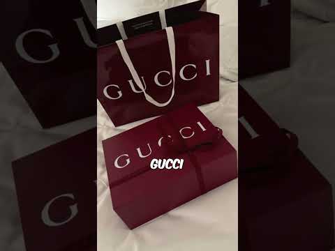 This Black First Lady Lives Like Royalty in the U.S.