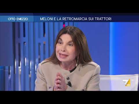 Sanremo, Sattanino: "Giornalisti al seguito della mucca Ercolina!". Sechi: "Sei snob"