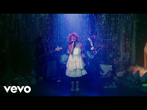 chlothegod - Outta My Mind (Live)