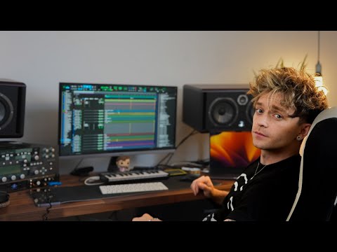 Bedroom Producer Connor Ball from "The Vamps" | Welcome To My Studio | VocAlign and RePitch