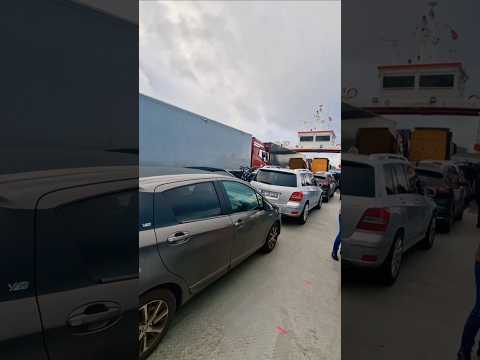 Umkehren 😂😂😂 #elbfähre  #reiseliebe #reisen