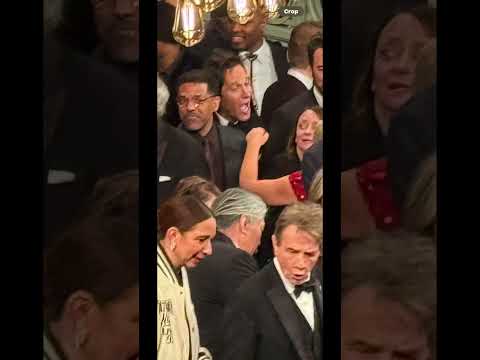 SNL afterparty!! Who do you see? Hint over 30 people you know!!