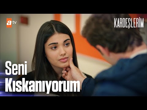 Süsen, Ömer'i Dora'dan kıskanıyor!- Kardeşlerim 46. Bölüm