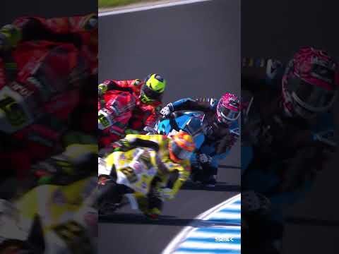 Baustista's brilliant race, from P2 to P11 😳🚀 | 2025 #AustralianWorldSBK 🇦🇺
