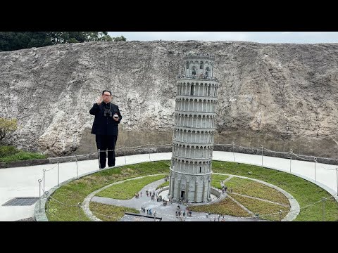 金正恩vsピサの斜塔