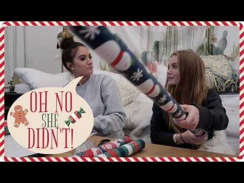 ROASTED BY MY LITTLE SIS! VLOGMAS Day 21 - UC48DOiEvCDu3sThBijwkQ1A