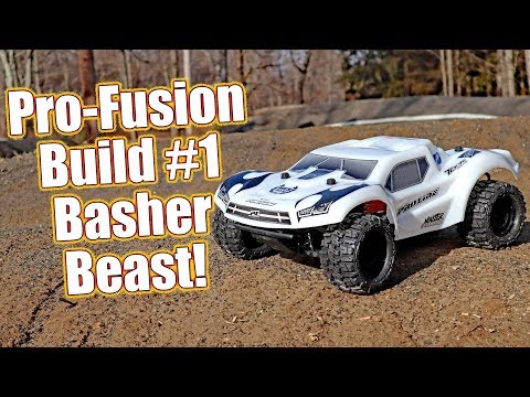 We’re Going Short Course Bashing & Thrashing! Pro-Line Racing Pro-Fusion SC 4x4 Review | RC Driver - UCzBwlxTswRy7rC-utpXOQVA
