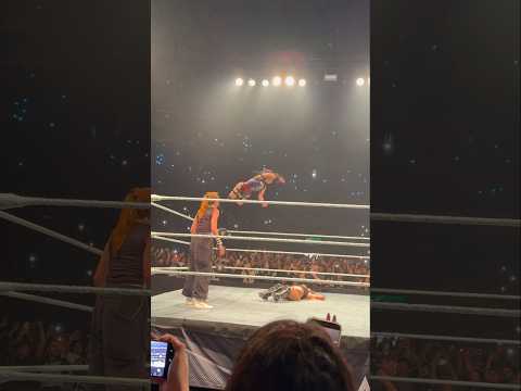 Stephanie Vaquer wins The Women's <strong>World</strong> Title after defeating Liv  morgan <strong>at</strong> WWE chile Tour #wwe
