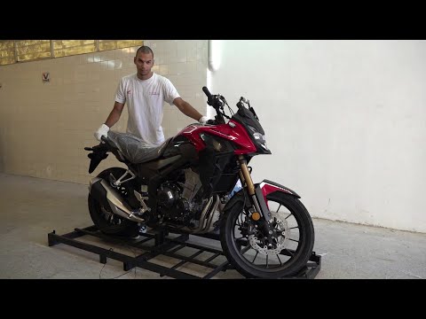 unboxing HONDA CB500X red color 2023