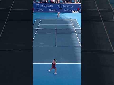 Barbora Krejcikova is hitting her marks against Tagger as we hit crunch time in the third set!