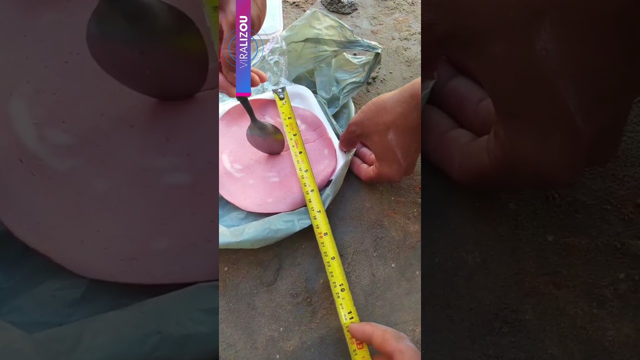 Justiça ou muita fome? Homens fazem divisão milimétrica da última fatia de mortadela