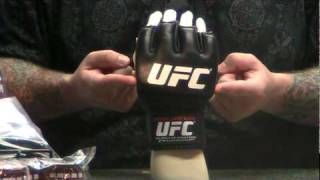 ufc glove size