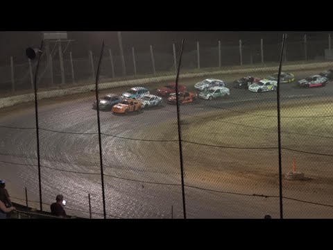 Moler Raceway Park | 7/1/22 | Compacts | Feature - dirt track racing video image