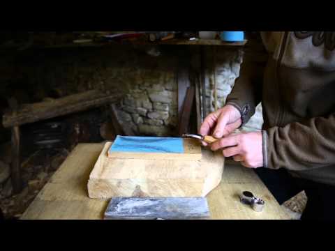 How to sharpen a hook knife with Robin Wood