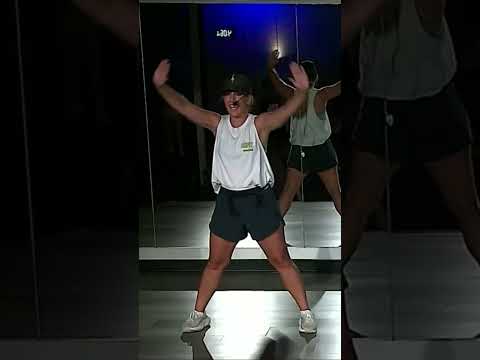Are you a Swiftie? 💛 #dancefitness #athomeworkout #fitnesscommunity | REFIT® Dance Workout