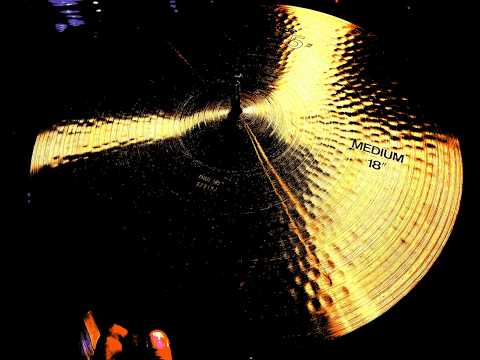 A Delicious 18" Crash Cymbal: The Paiste 505 MEDIUM Cymbal