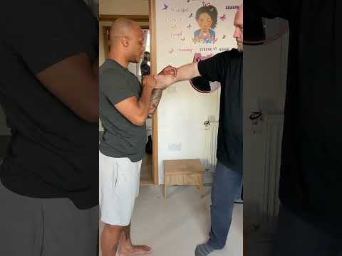 How to Apply a Wrist Lock | Wrist Control & Joint Management for Self‑Defense