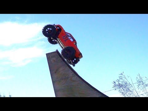 JUMP WiTH ME - 8S Traxxas X Maxx Flight Time | RC ADVENTURES - UCxcjVHL-2o3D6Q9esu05a1Q