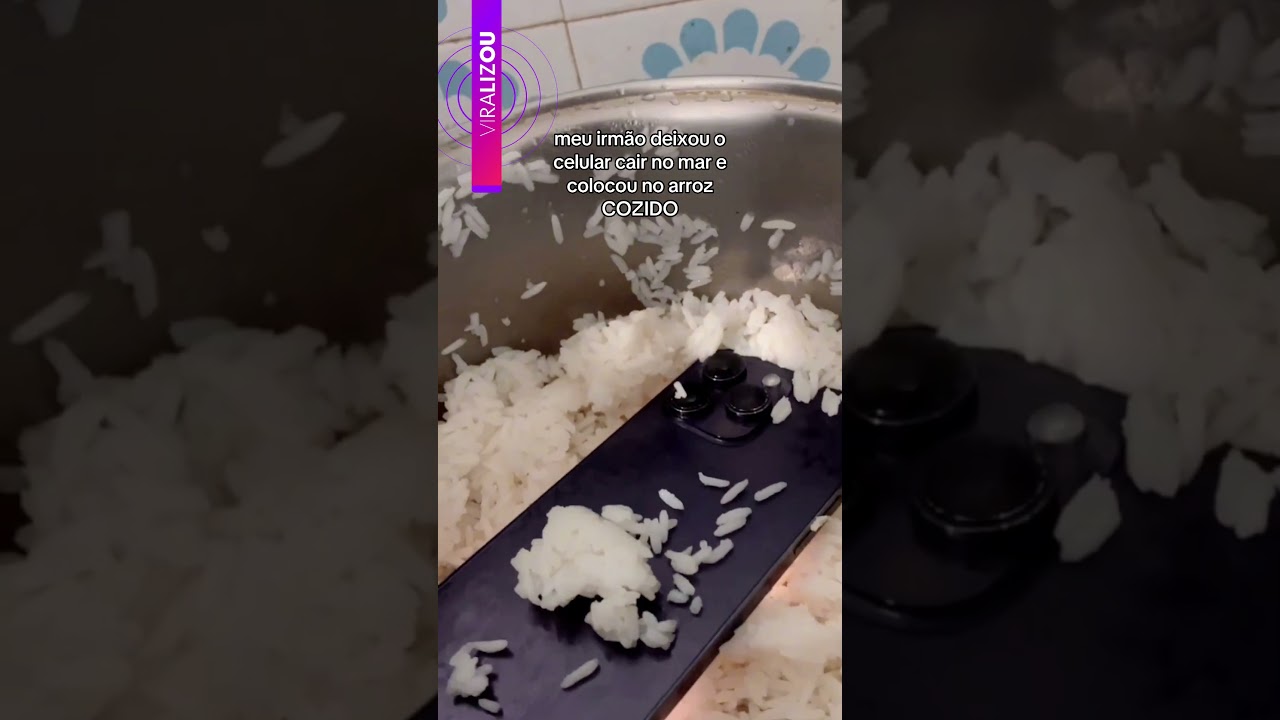 Homem tenta secar celular no arrozcozido