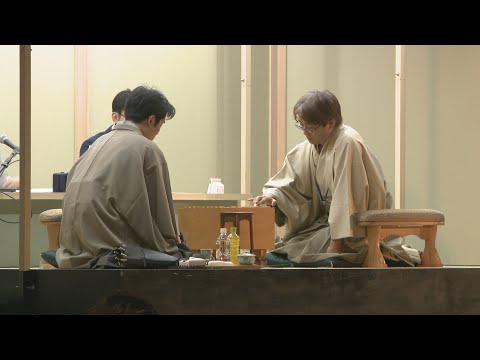 将棋日本シリーズJTプロ公式戦が岡山市で開幕 羽生善治九段と佐々木勇気八段が対局