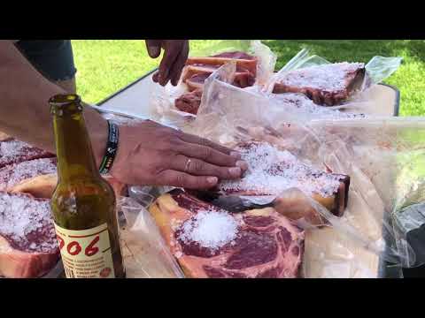 BBQ en León, España, Celebrando el Dia de la Madre Dominicana