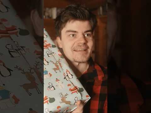 når man har aftalt et budget til julegaverne .. men din ven går over prisen