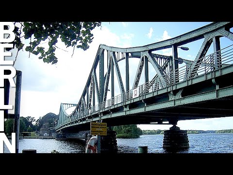 Geschichte der Glienicker Brücke - Symbol der Teilung und Einheit (Dokumentation, 1992)