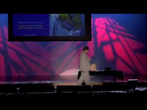 The Human Hologram: Robin Kelly at TEDxAuckland - UCsT0YIqwnpJCM-mx7-gSA4Q